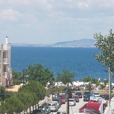 Διαμέρισμα Cozy With Sea View