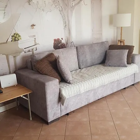 Cozy With Sea View Περαία